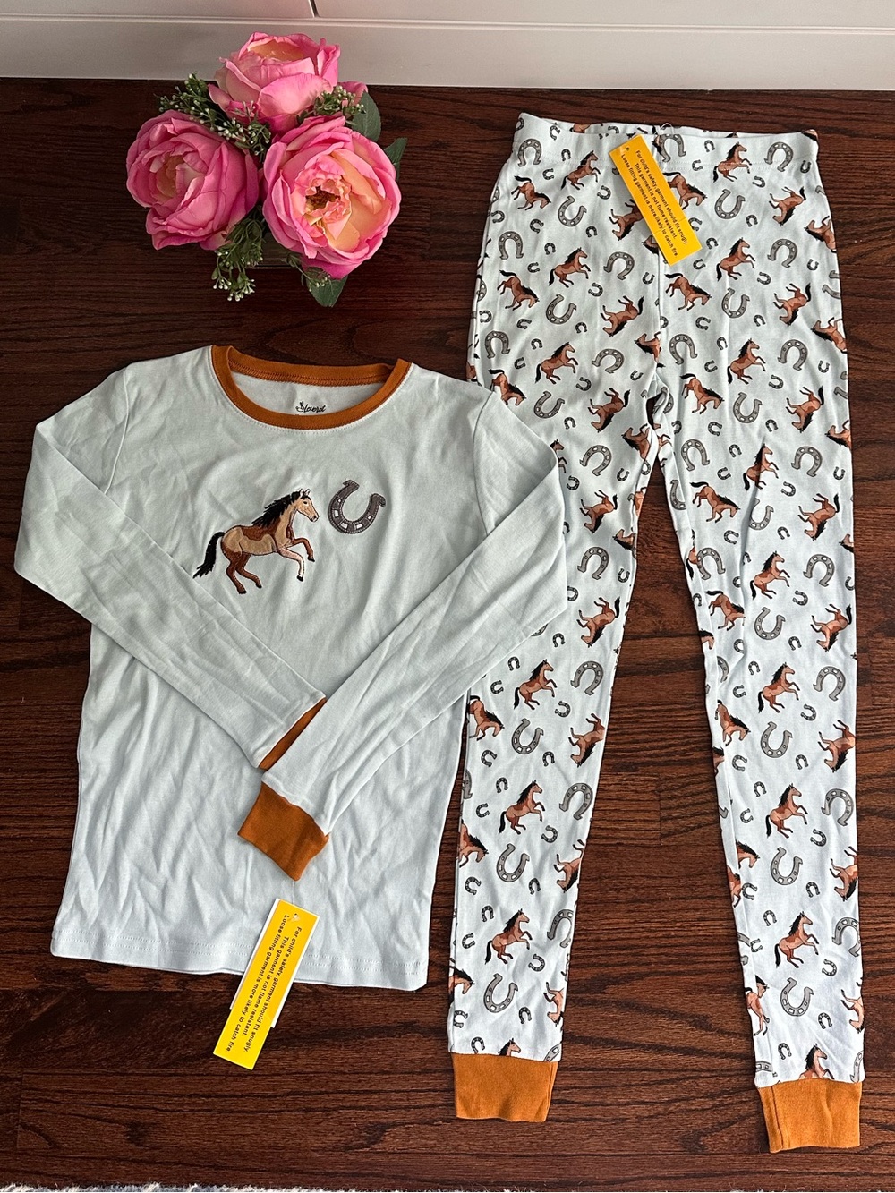NWT Leveret horseshoe pajamas, size 12